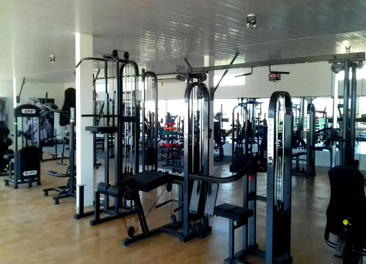 ACADEMIA 12POR8 FITNESS CLUB - CASA CAIADA - foto 3